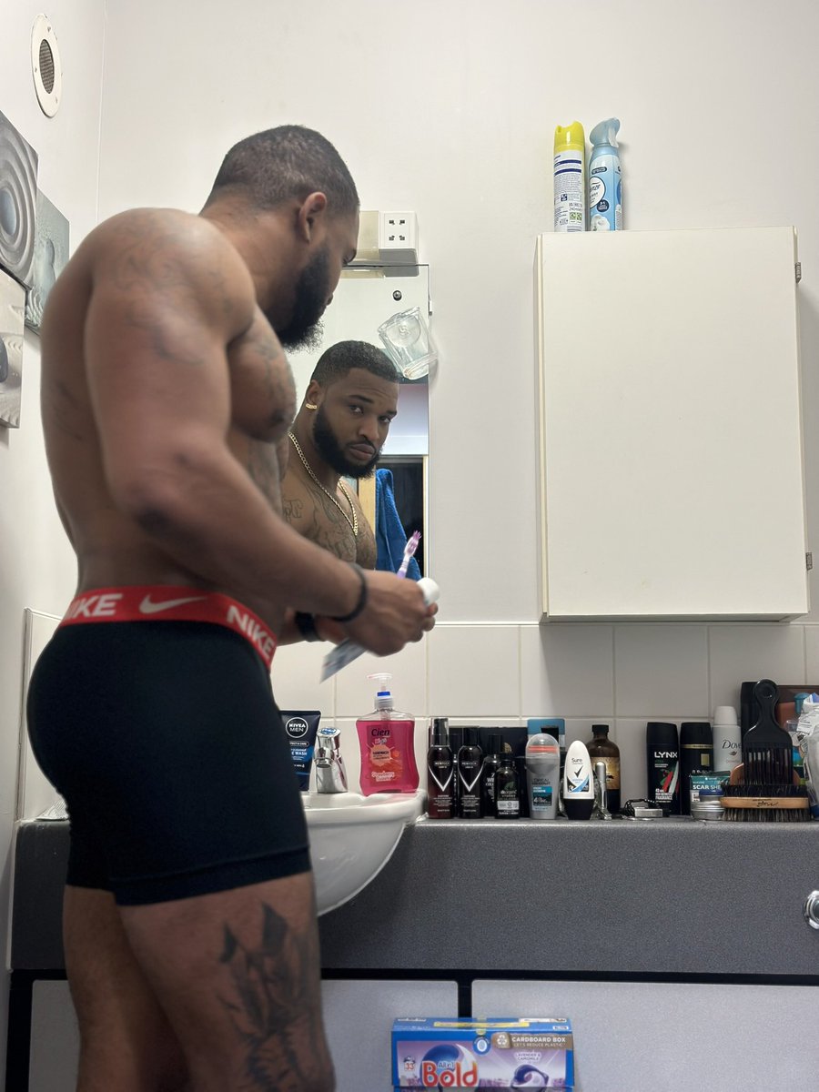 Cashalphadom's tweet photo. Today will be a good day 💙
.
.
.
.
.
#fyp #trending #fitnesslife #handsome #model https://t.co/I6XX0YeLxP