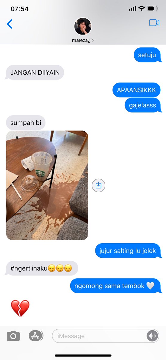 miayamhoIic's tweet photo. #marhoon one tweet au

behave gak sih, mar? https://t.co/W3Gm89PY0Y
