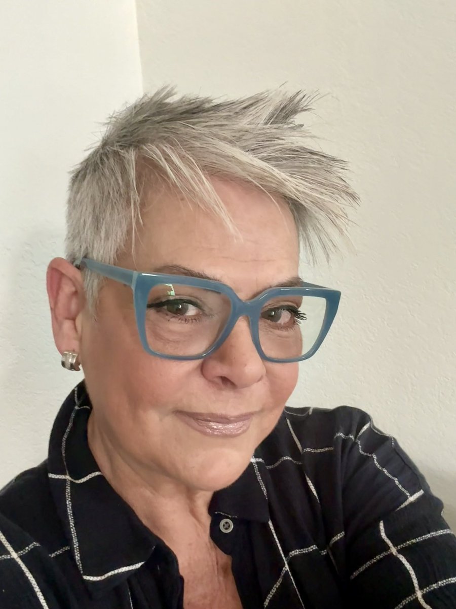 RosmaryNow's tweet photo. @mayemusk @XFashion @Susan_Bowlus @HarperCollins @Harper_Wave I agree! 
I am proudly 68 years old, and I reinvent myself every day. https://t.co/c13MDsvEgB