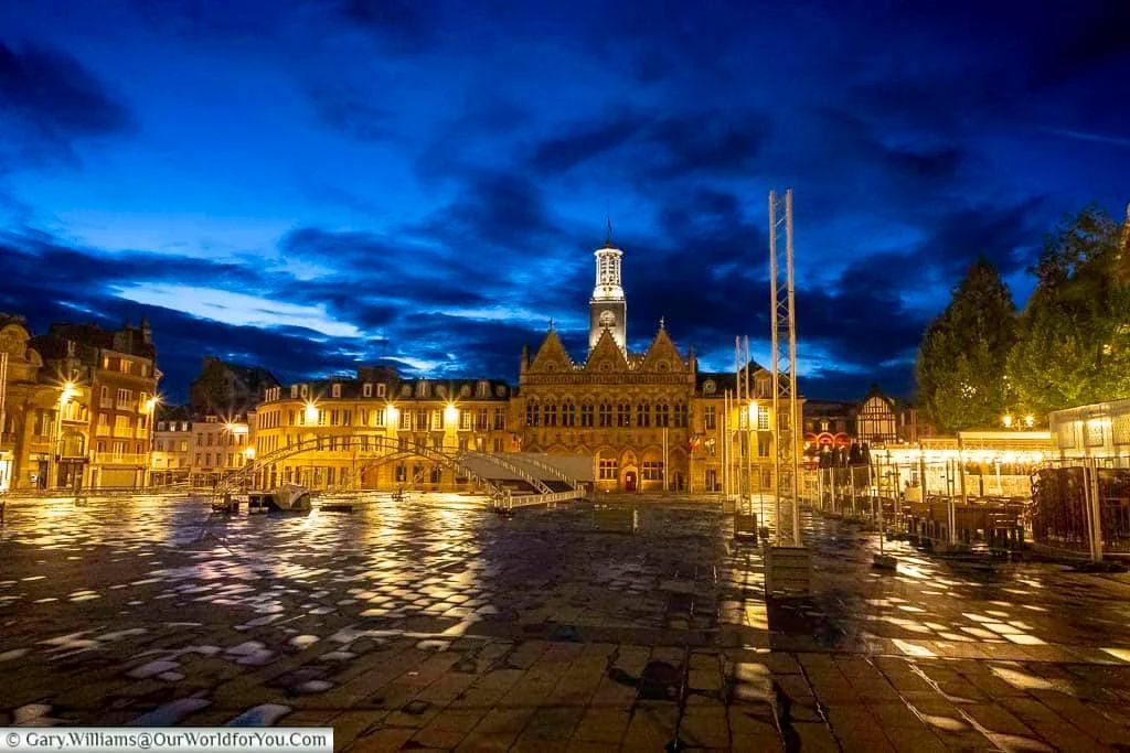 OurWorldforYou's tweet photo. Saint-Quentin lies on the banks of the River Somme in northern France, with a history that stretches back to Roman times. Explore its unique blend of ancient Gothic and exquisite 1920s Art Deco styling. @ExploreFranceEN @lifefrance #ExploreFrance
https://t.co/VfceYsEYuJ https://t.co/an0LNVAZyQ