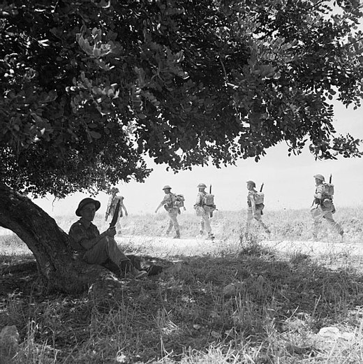 boudewijnsteur's tweet photo. Op deze dag in 1943 vond de geallieerde invasie in Sicilië plaats die de basis vormde voor het verslaan van de Italiaanse fascisten onder Mussolini. Het staat bekend als de grootste amfibische operatie in de Tweede Wereldoorlog waar het om aan land gezette manschappen ging https://t.co/rKdXnGXoeu