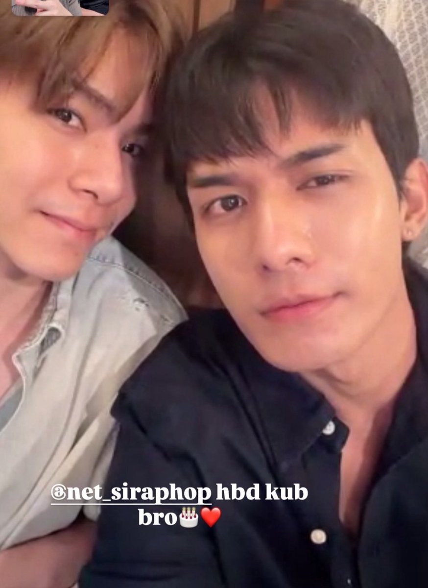 AzuraSameSky's tweet photo. I seriously love seeing them barefaced like this, so natural and effortlessly handsome. https://t.co/lWRZKTaAMu