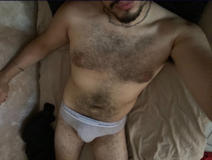 diego_2149's tweet photo. Slip o boxer?📩 https://t.co/f80hNdKr57