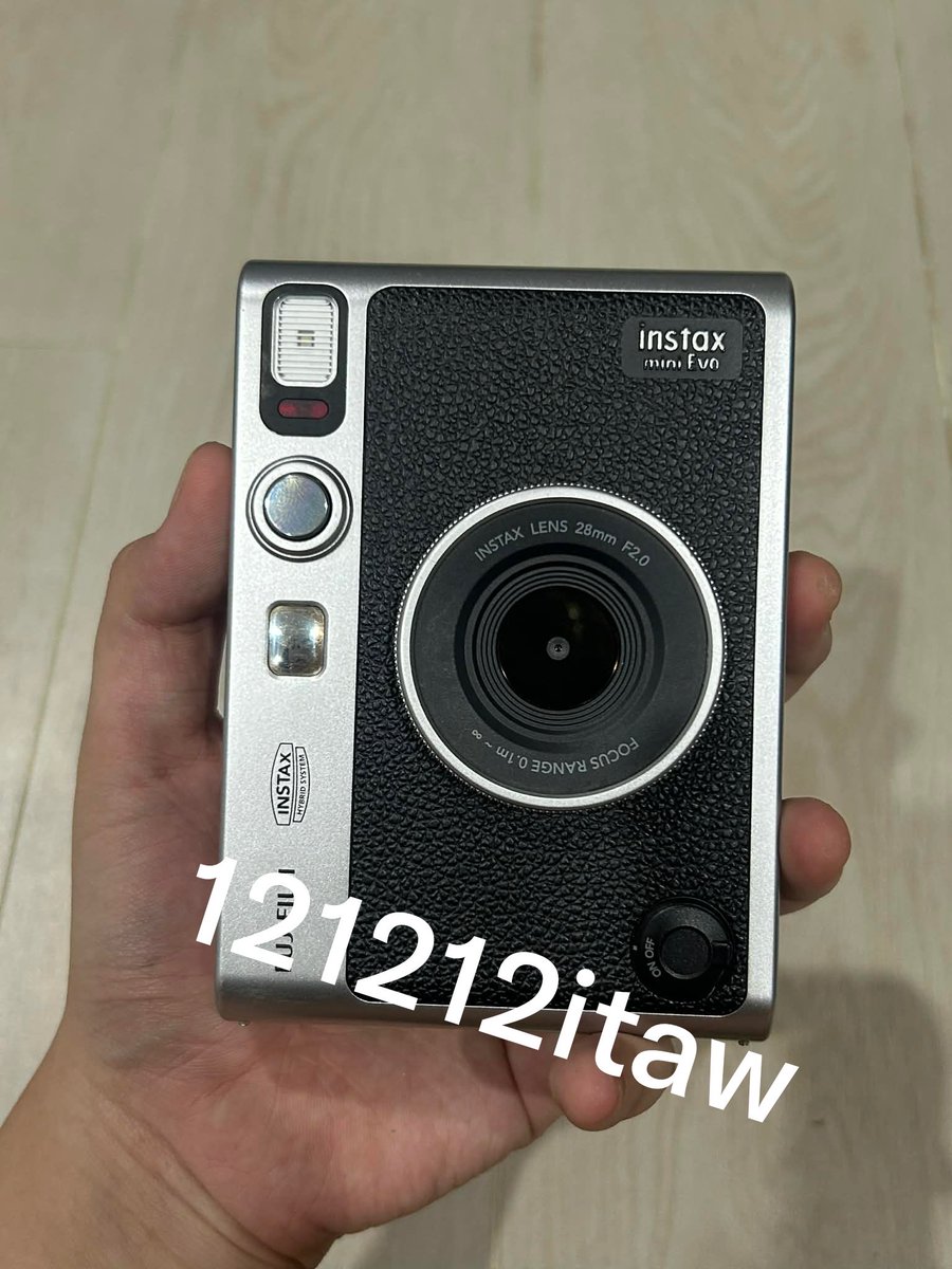 DESTIDENTITY's tweet photo. ปล่อยน้อน fujifilm instax mini evo gen 2
สภาพนางฟ้า 
ปล่อย4900 ค่า

#กล้องฟิล์ม #กล้องมือสอง #ตลาดนัดกล้องฟิล์ม #ส่งต่อกล้อง #ส่งต่อfuji #กล้องดิจิตอลมือสอง #กล้องดิจิตอลคอมแพค #กล้องโพลารอยด์ #fujifilm #instax #ขายกล้อง #instaxminievo #กล้องสไตล์วินเทจ https://t.co/zGh4gsq2Cl