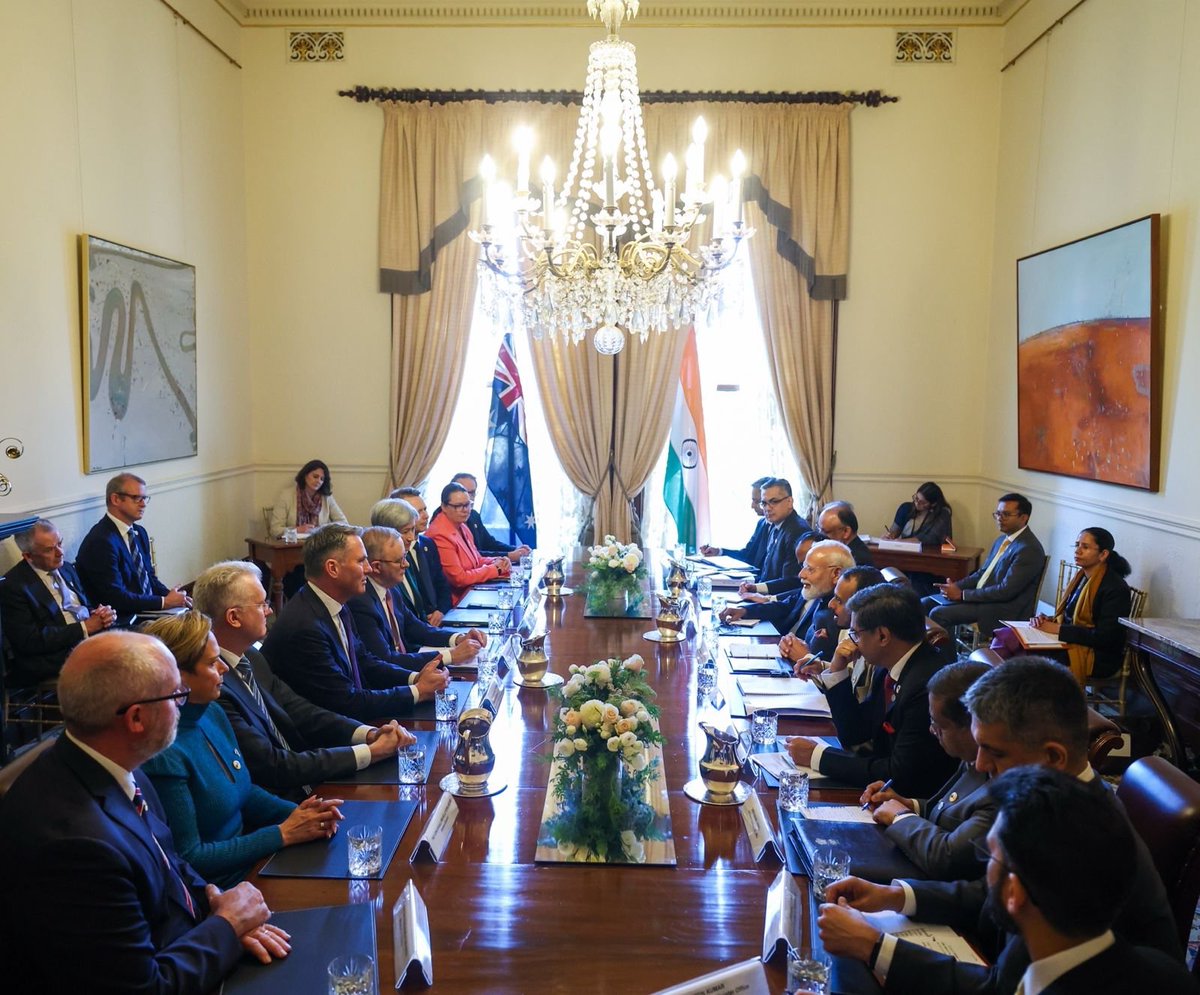 narendramodi's tweet photo. Held wide-ranging discussions with Prime Minister Albanese in Melbourne this afternoon. The India-Australia Comprehensive Strategic Partnership of 2022 has continuously expanded the scope of our cooperation. We have now decided to accelerate work on the Comprehensive Economic Cooperation, with unprecedented progress over the past few years. We talked about how to add more vigour to trade and investment linkages. The Comprehensive Economic Cooperation Agreement (CECA) will be balanced, ambitious and beneficial for both countries.

@AlboMP