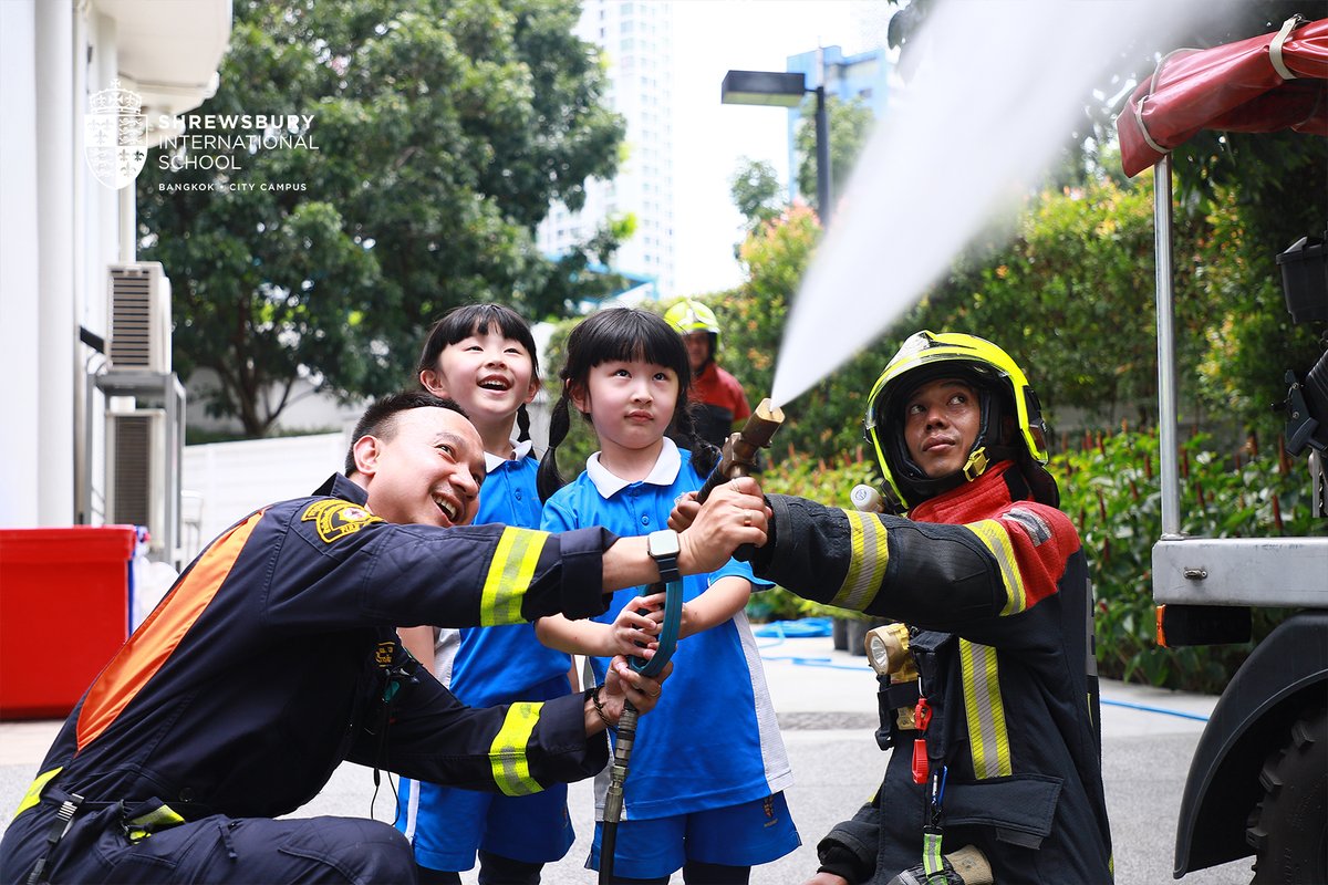 SHBcitycampus's tweet photo. A fun-filled experience that brought learning to life for our Early Years children as they welcomed firefighters from the local Fire Department. Children had the chance to spray a real fire hose, climb aboard the fire truck, and explore it up close.

#ShrewsburyBangkokCityCampus https://t.co/9C15oHgdHV
