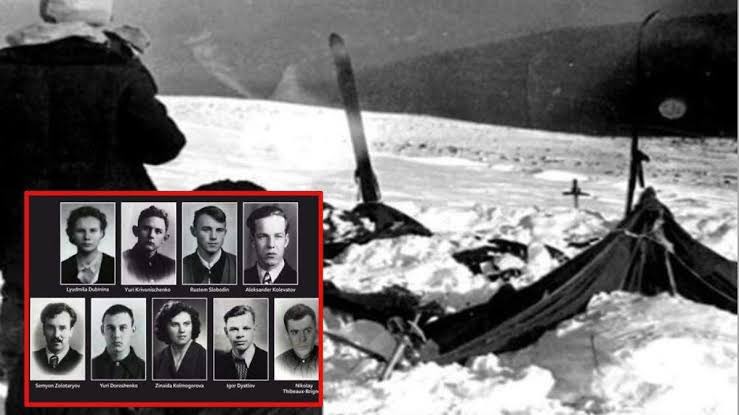 Tooonnkqa4's tweet photo. 【世界の未解決事件 File.02】

ディアトロフ峠事件

1959年、旧ソ連の雪山で
9人の登山隊が全員◯亡した。

現場で見つかったテントは、
なぜか内側から切り裂かれていた。

彼らは氷点下30℃の雪山へ、
自ら飛び出したとみられている。

その夜、一体何が起きたのか。

👇続く https://t.co/luigwa5es2