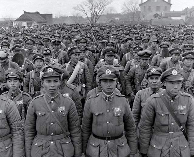wang3623's tweet photo. @TReverie 日本鬼子🇯🇵皇軍侵華圖謀買受滿清傅儀洗腦重建清帝王國於滿洲東北又進擊中原南京大屠殺爆發中國人的憤怒與蔣介石攜手抗戰八年終究擊敗日本鬼子光復大陸不久卻遭到狡猾毒辣的毛澤東背刺無奈遷都台灣至今艱苦奮鬥耕者有其田農地改革經濟建設鞏固國防成不沉航母DGP4.3萬$!七七事變是抗戰八年的導火線！ https://t.co/UWTIfMiUgc