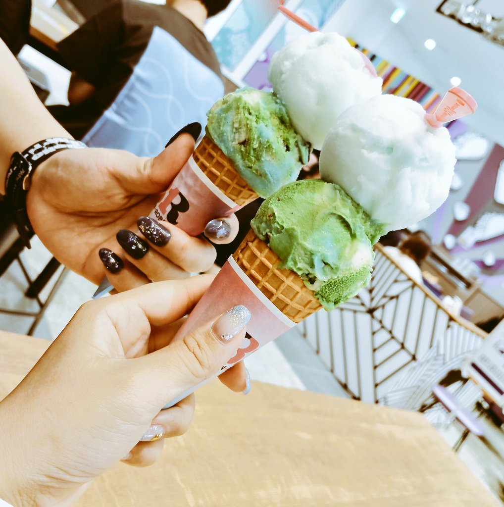 0034nirani's tweet photo. 冷たい水、溢れる程水、清らかな、水綺麗な水、、( ᎔˘꒳˘᎔)) https://t.co/hsVGAEhYOP