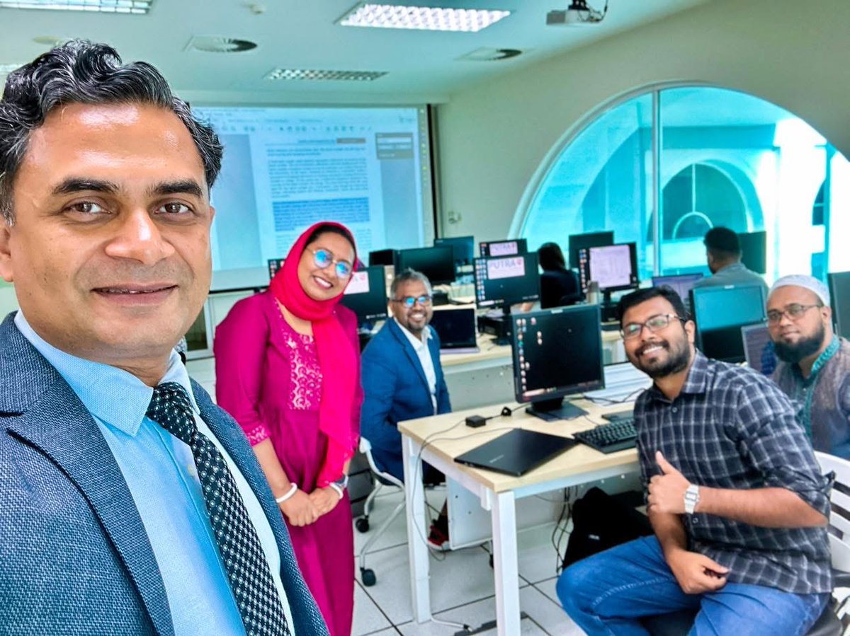 putraBschool's tweet photo. 🎓 Meet Md. Yousuf Efti, CEO of Future Icon, Bangladesh, and PBS's newest PhD graduate in Management.

"PBS did not simply help me earn a PhD. It provided opportunities to grow as a researcher, leader, and lifelong learner."

Congratulations on this achievement! 👏
#PBSAlumni https://t.co/ikmaL0WcLO