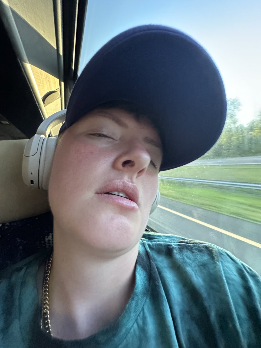 IrelandNichols's tweet photo. they call me Sleeping Beauty 💤 https://t.co/ELf5P7MoZO