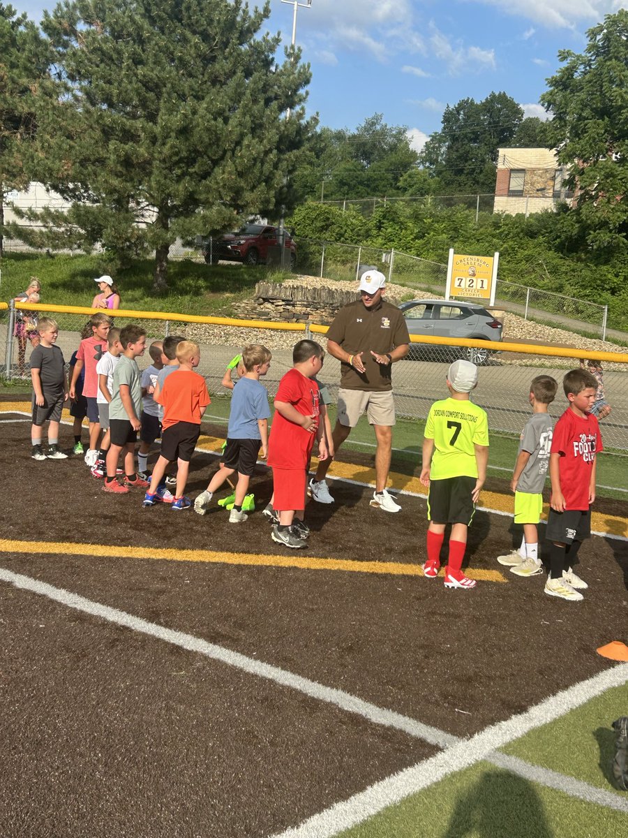 GoldenLionFoot1's tweet photo. Annual Youth Football Combine was a huge success! Thanks to all who participated! #BuyIn https://t.co/y6PTQUey8N