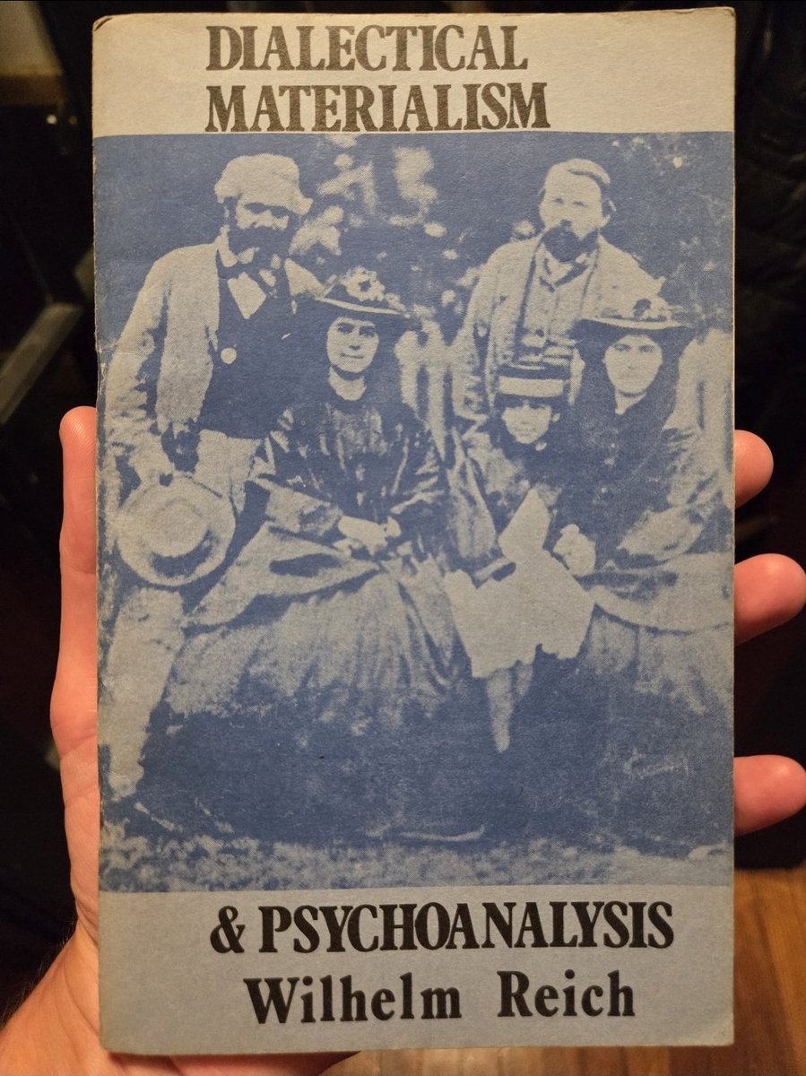 AnonPsych2's tweet photo. Tfw you wished that a book on a specific niche topic existed but you didnt think it did and then you find out it does https://t.co/BQ5pnQvKje
