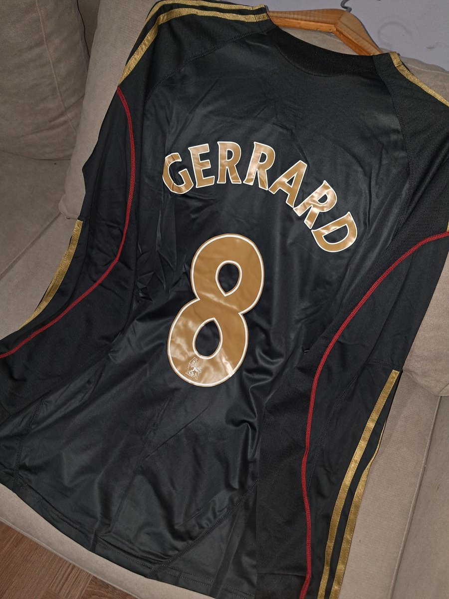 FerRomeroCarp's tweet photo. https://t.co/T12I6VwQNe 

Las camisetas retros las tiene https://t.co/T12I6VwQNe. En mi opinión de haber comprado mil camisetas, son practicamente originales. 
En 25 días la tenés en tu casa.

WhatsApp 📞 +86 185 6509 8414 https://t.co/uqKFIBnDKW