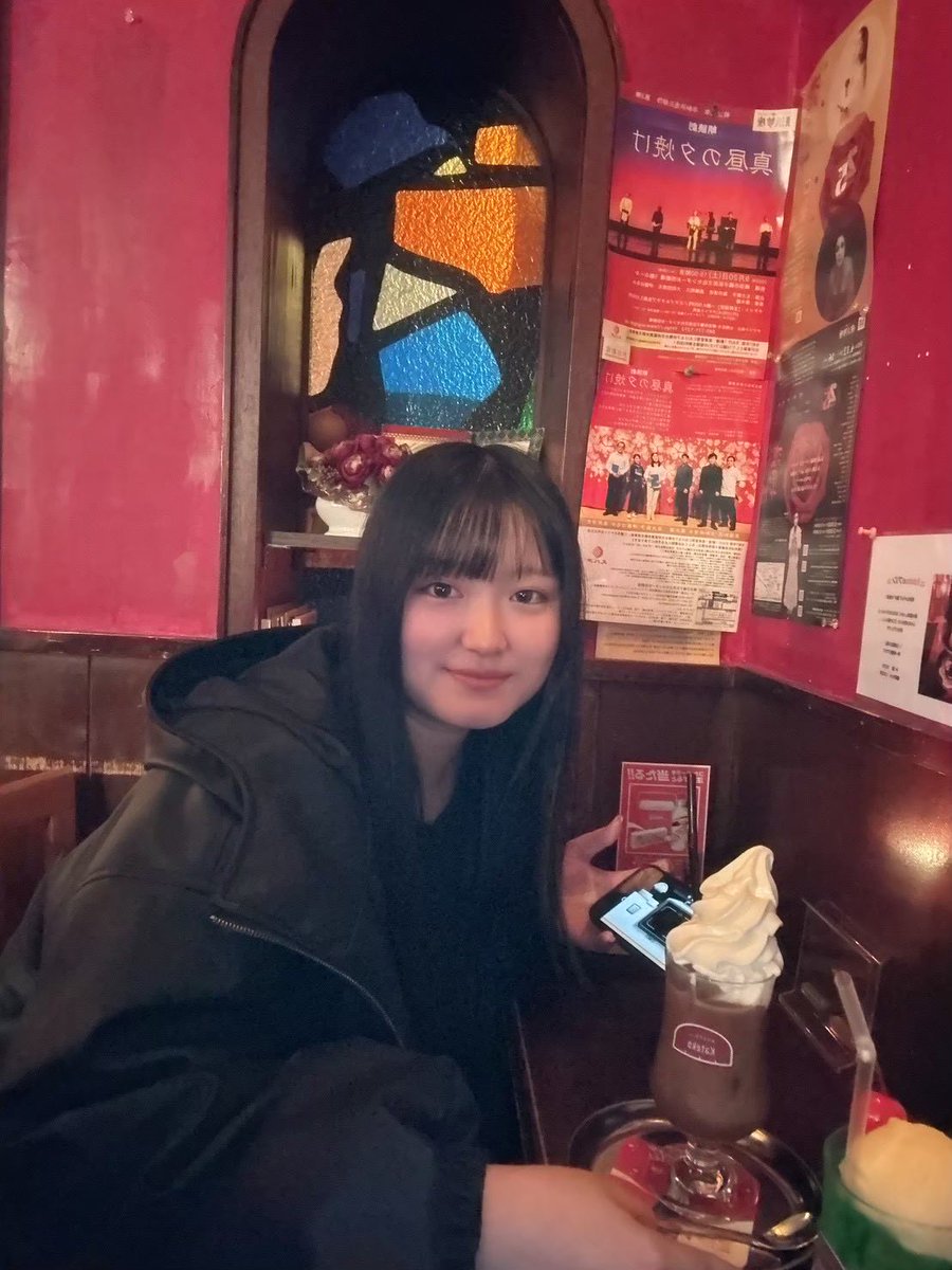 I_sakaeeeeeee's tweet photo. @___nicoichi___ 
にこちゃんこんにちは！
今日は妹(このみ)の誕生日なんです〜！
平フラを進めてくれたのも、会いに行こうって言ってくれたのもこのみなんです！
姉妹で平フラの動画出る度に平フラの動画みた？って言い合えるの最高にいい人生を歩んでると思ってます🫶🫶🫶 https://t.co/ycLyJMSRc0