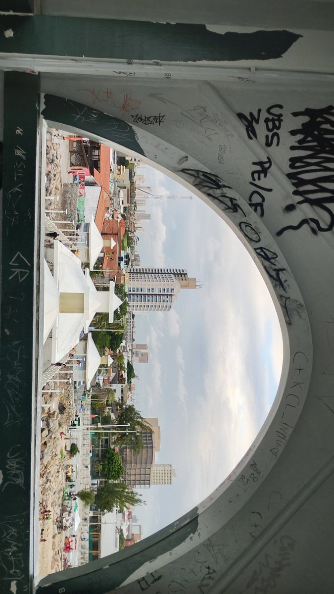 samuboldas's tweet photo. Negada hj eu vi que aprendi 100% a andar de bicicleta ..parece bobeira mas eu venci..no final eu sempre venço..adeus Samuel que não sabia andar de bicicleta..vc é passado bro🤦damn get out https://t.co/NZHyNPUq5A