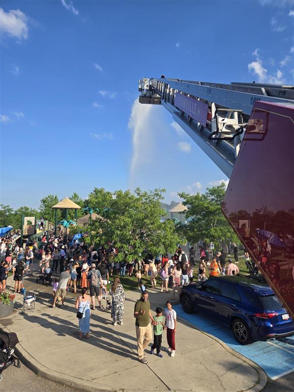 oakvillefire tweet picture