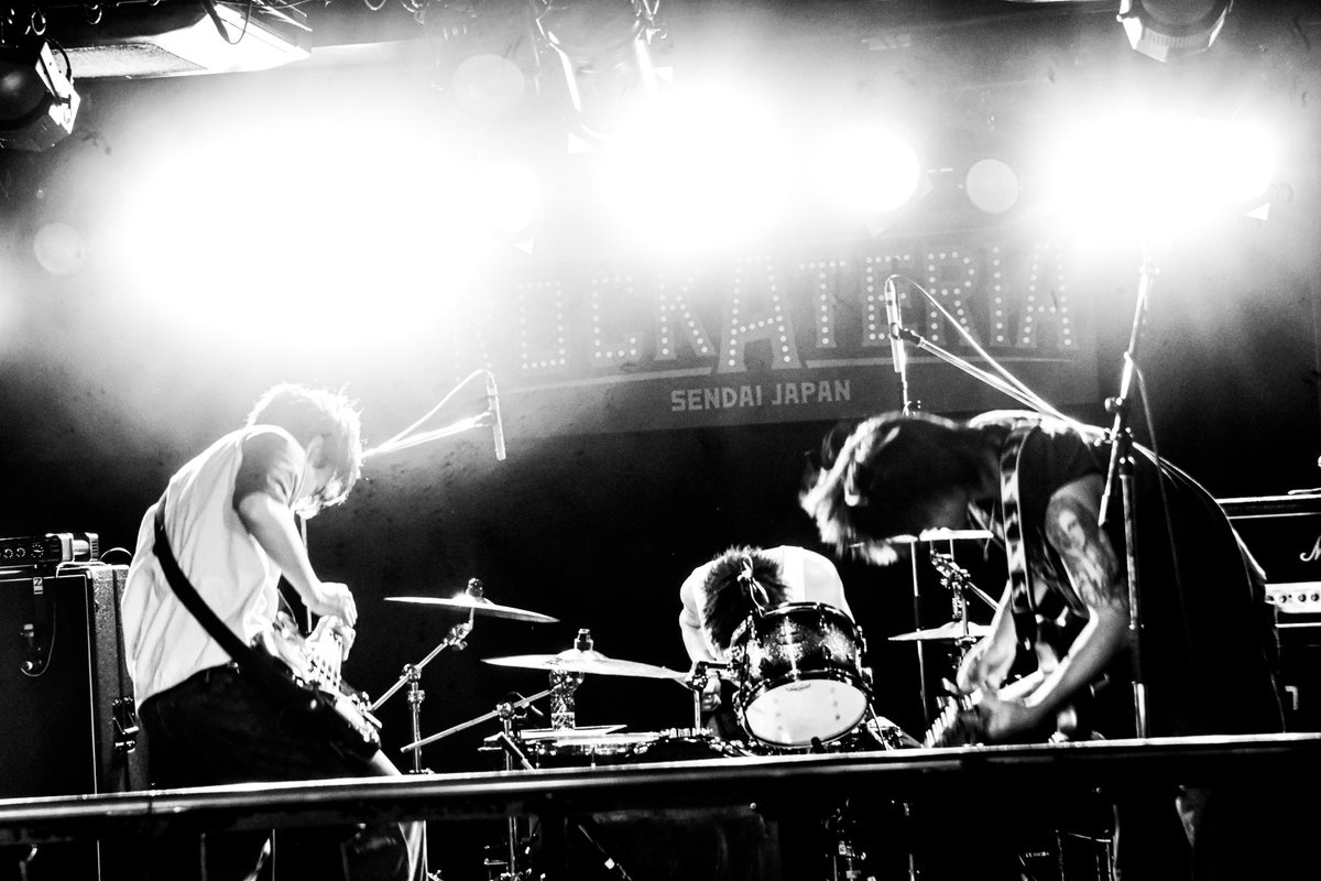 astreal_jp's tweet photo. 【Live Archive】

2026年7月6日(月)@仙台ROCKATERIA

middle scene 2nd demo CD「揺れる中で」release tour

Setlist
1.Never give up
2.星に願う
3.掴む未来
4.生きる理由
5.憂鬱革命

photo by @blackbass_pg https://t.co/qbrliUKulN