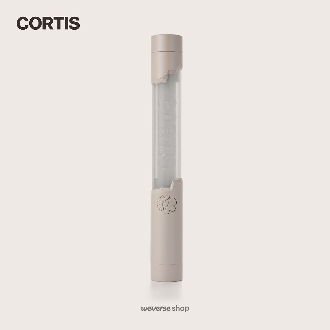 cortisshinez's tweet photo. Core stick looks like this it's so pretty and easy to use btw 🤍🤍 https://t.co/b4h2g2dPBw