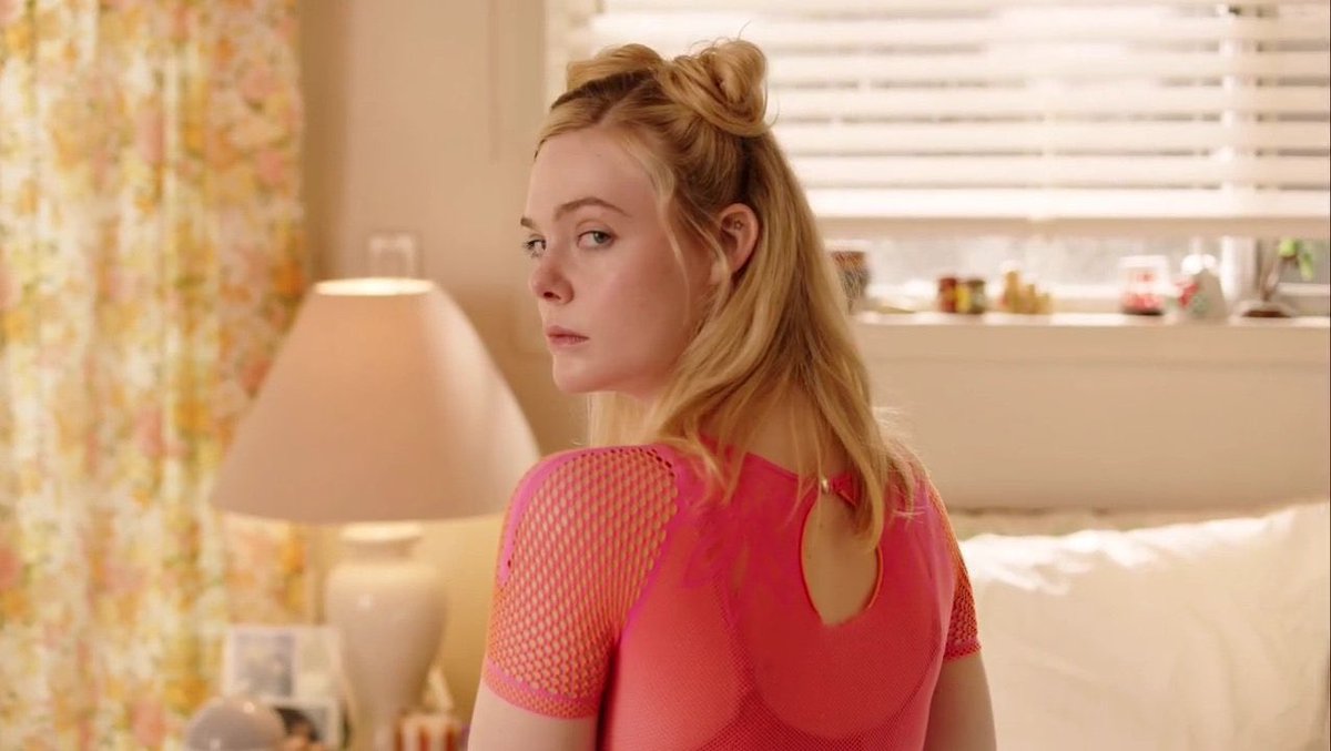 CCortave24's tweet photo. Elle Fanning was an Oscar &amp; Emmy nominee in the same year, she’s just that girl! 👑 https://t.co/HyfkT1BsHi