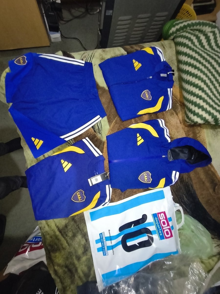 LUKASPR741064's tweet photo. #boca #bocajuniors  💙💛💙 https://t.co/RhIX2f2AJx