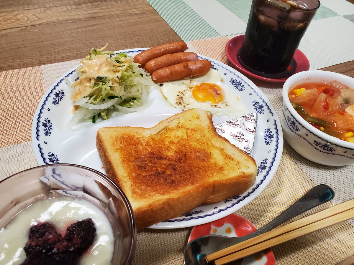 suzuutamami's tweet photo. しっかり作って
しっかり完食
.+:｡ ヾ(◎´∀｀◎)ﾉ ｡:+.

ご飯がうまいっ(●´∀｀●)∩

今日も幸せ日和っ(*´▽｀)v https://t.co/qR2RWM1JEQ