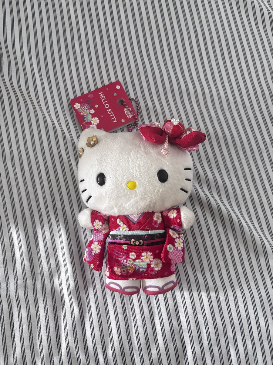 vvknpoo02's tweet photo. ปล่อยต่อมือ2

👘   -คิตตี้กิโมโน 690
🩷   -คิตตี้เกาะกระเป๋า 150

นัดรับได้ กทม
ค่าส่งตัวละ50

#ตลาดนัดซานริโอ้ #ตลาดนัดsanrio https://t.co/l321wP95bP