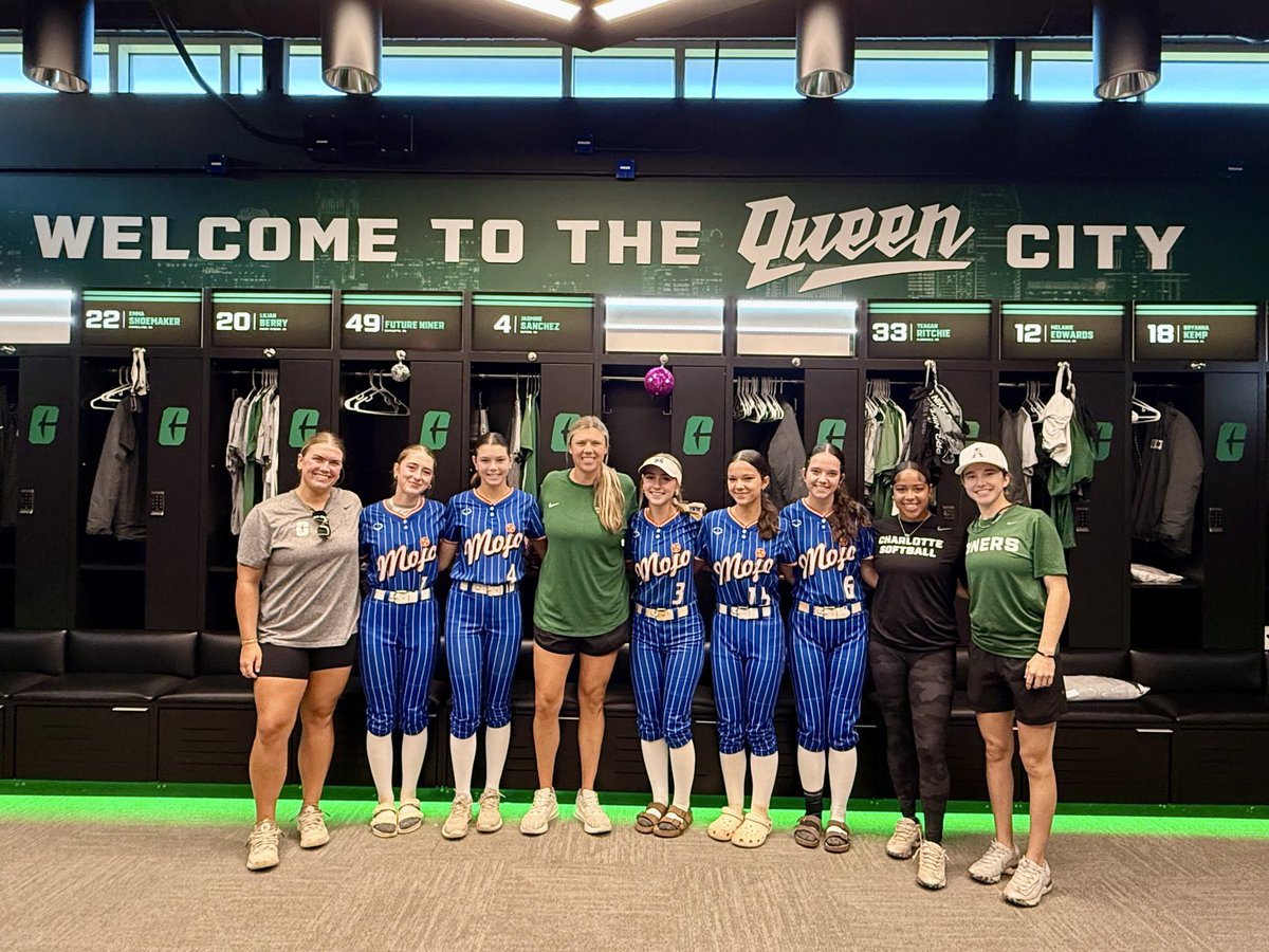 TNMojoHoward's tweet photo. Our players @ZoeHoward04, @gmrotek2030, @2029Compton, @EllaStigliano29, and Zoe Playford had a great time at the UNC Charlotte camp today. Thank you @CharlotteSB for giving them such a great experience. https://t.co/lhpAjVTroH