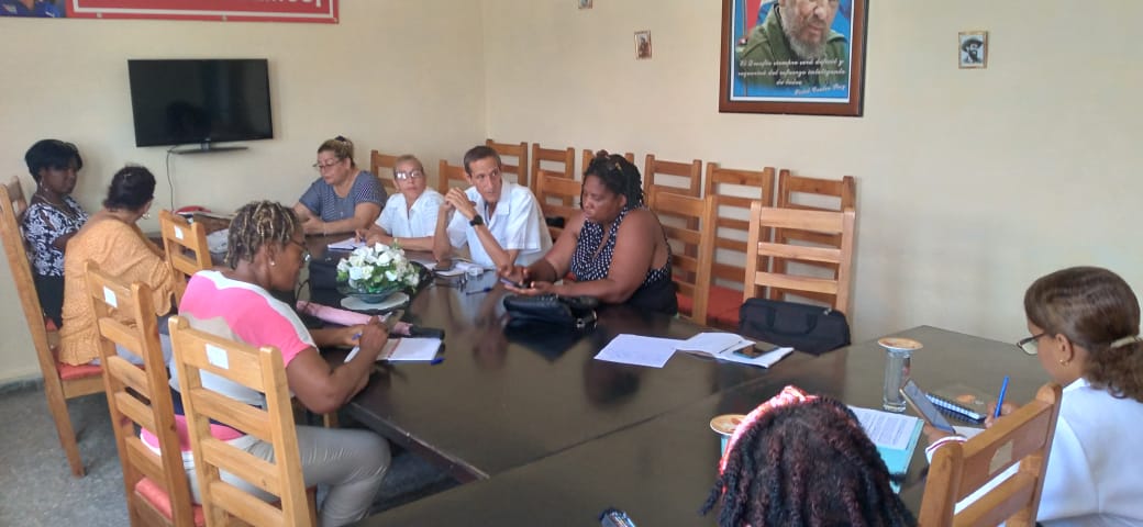 DmsPinar's tweet photo. En el día de hoy se realizó Consejo de Salud en el Policlínico Hermanos Cruz ,donde participaron los 6 presidentes de Consejos Populares ,se debatieron los problemas de salud y se trazaron estrategias para solucionarlos,un fructífero intercambio.
#PinardelRío
#PinarEn26 https://t.co/9DiqpO5mZR