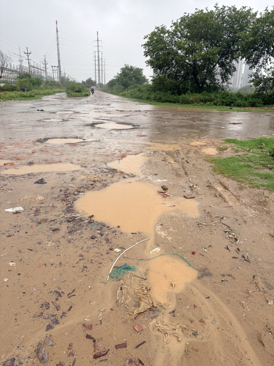 Shweksha's tweet photo. Dear @GreaterNoidaW @OfficialGNIDA @PMOIndia @HMOIndia @CMOfficeUP @myogiadityanath @myogioffice we have been struggling to get a road since 3 years , multiple times survey done but road not made . Greno green residency Kheda Chauganpur Gr Noida west . 
Pls provide basis access https://t.co/2L29qlYkyn