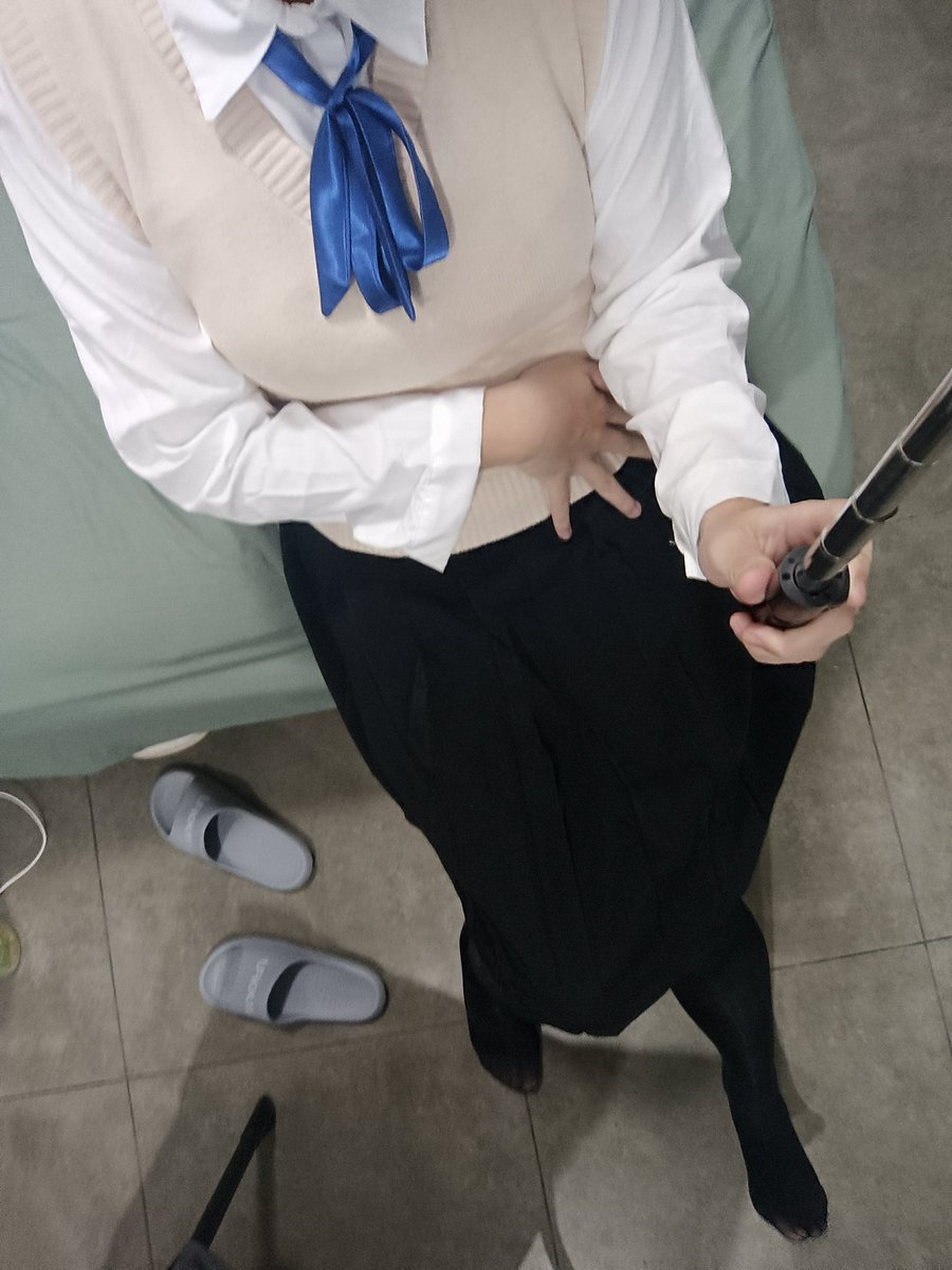 CAH1junN's tweet photo. 感觉配上假发就OK了，嗯，也不知道什么时候能出这个到展子玩
#GirlsFrontline2 #AN94 #GirlsFrontline https://t.co/05PVlHxioC