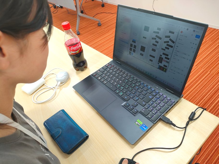 ncc_info's tweet photo. 【モックアップを作る！】

ゲームクリエイター科の授業をのぞき見。
Figmaを使って、開発するゲームのモックアップを作っていきます📱

https://t.co/qwVIfL4Ul3 https://t.co/TrUf5sQAyY