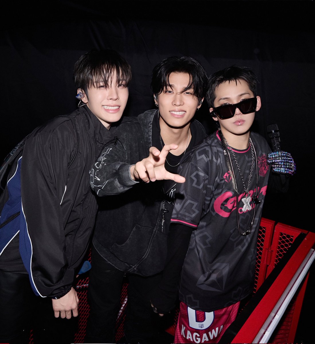 HYUNH4YI's tweet photo. maknae line ㅋㅋㅋ https://t.co/CKo5vureSE