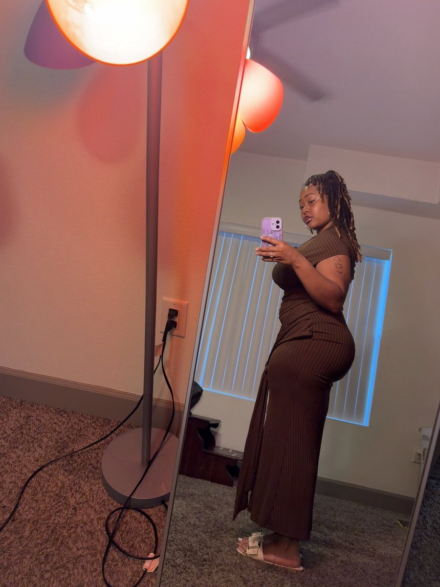 briaananax's tweet photo. 🤎 https://t.co/OJ7NevA7bX