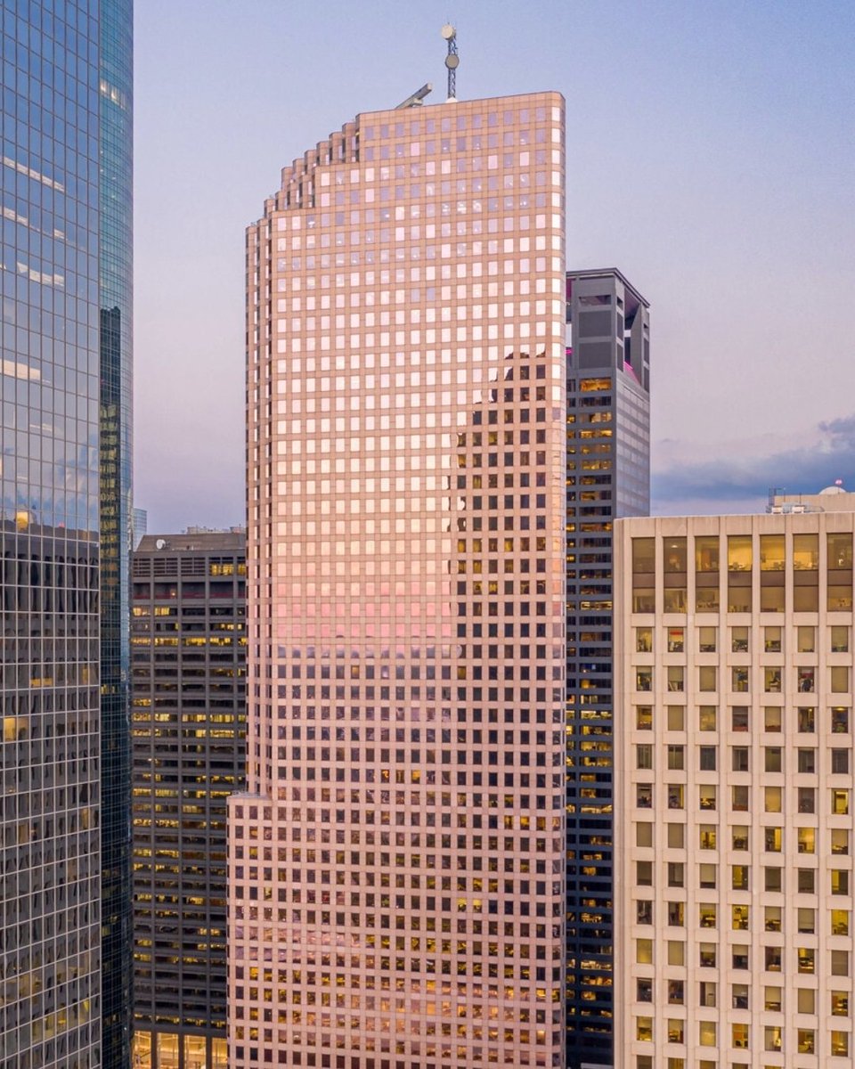 Houstonomics's tweet photo. Mitsubishi Corporation (Americas) has signed a 91,761-square-foot lease at 1100 Louisiana in downtown Houston.
🔗https://t.co/fGkVnv11Gp https://t.co/admtVG6aDy