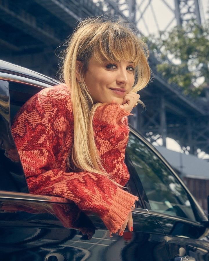 KaleyCuoco tweet media
