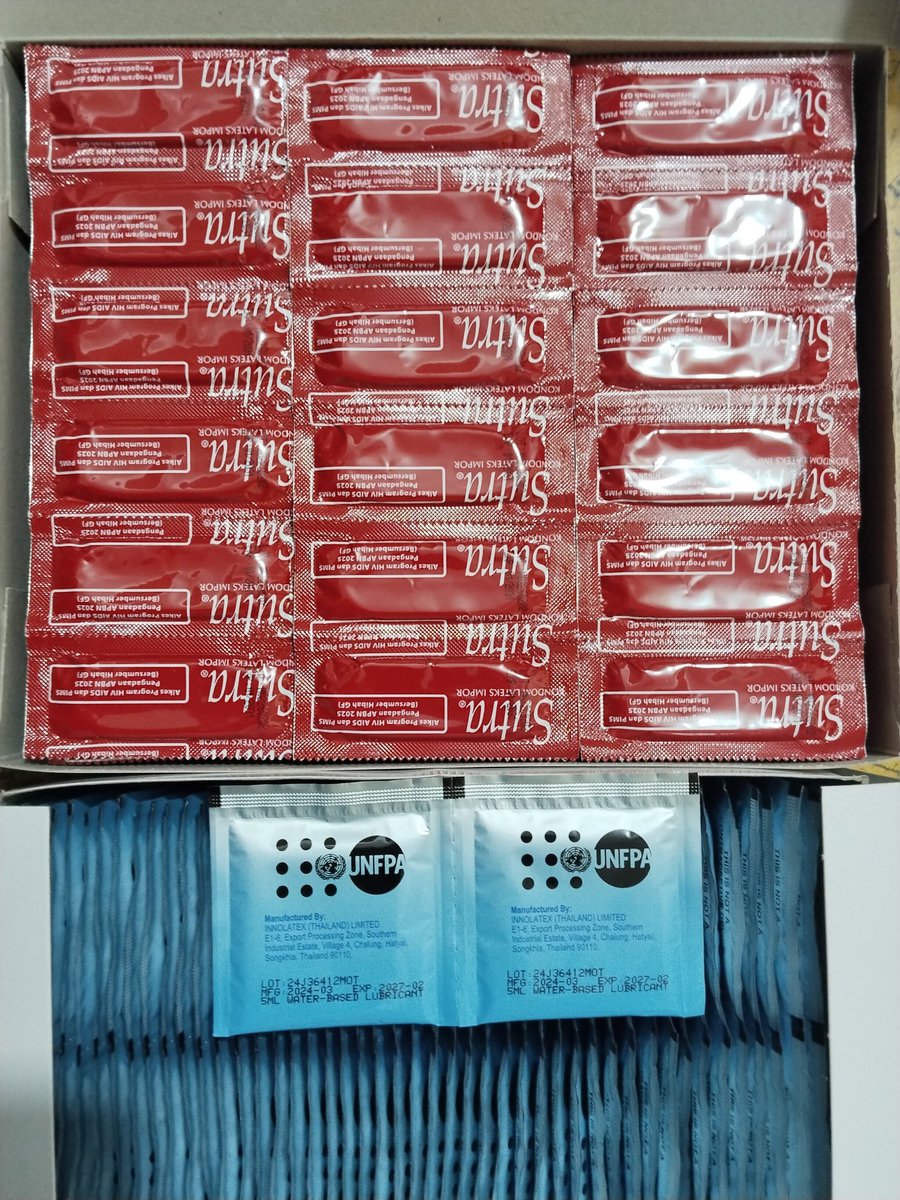 Egi_CBS's tweet photo. Alat pencegahan #HIV & #IMS lainnya.
Yang mau kondom + lubri , boleh dm atau chat WA yaa .. GRATIS ! Tapi cek #vct dlu yaa .. #teshiv #teshivjakarta #teshivgratis #vctjakarta https://t.co/da8pEVxDqc