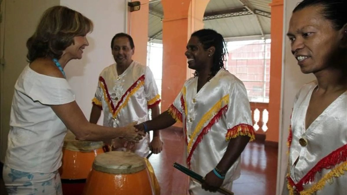 Es610331Es's tweet photo. @sallysurx @viviparedess98 Paraguay NUNCA aniquiló a los negros, es más hasta nos mezclamos con locales, fundamos comunidades como Kamba Cua, Emboscada (ciudad de los pardos libres) y Kamba Kokue. https://t.co/xiEM4yF2Oh
