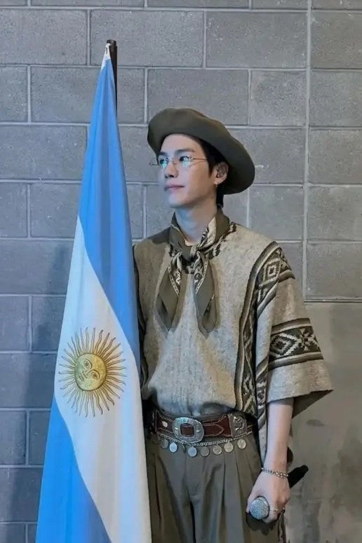 Jaz 🇦🇷 is seeing BTS 24/10 tweet media