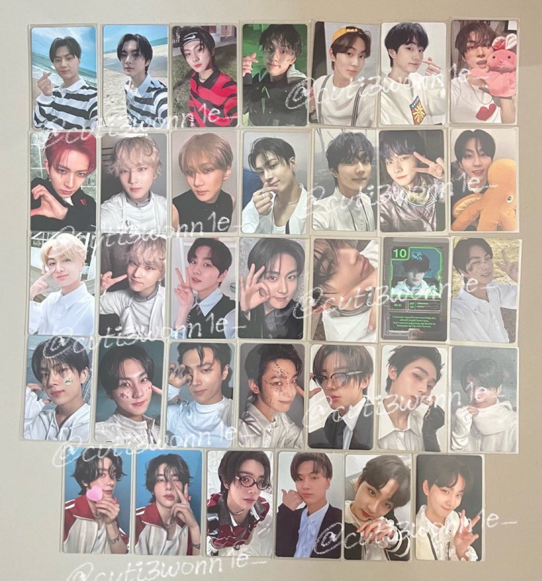 cuti3wonn1e_'s tweet photo. 𐐪 wts / พร้อมส่ง 𐑂

เหมากอง 34 ใบ 6.3k
โควทไปเปิดตี้หาร / ทำราคาเองได้ค่ะ
📮ค่าส่งเหมา / แยกบ้าน 50฿

ฮีซึง เจย์ เจค ซอนอู จองวอน นิกิ
 #ตลาดนัดenhypen #ตลาดนัดเอนไฮเพน https://t.co/5srkfsLUuq
