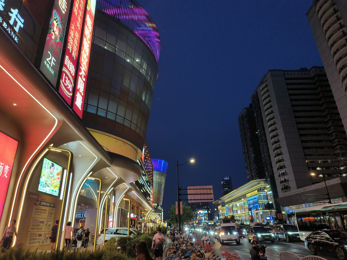 GeoffreyChia's tweet photo. Some sights in Shanghai. https://t.co/7MDxtyhBCP