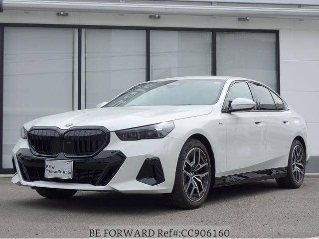 BEFORWARDJAPAN's tweet photo. 🔥BMW 5 Series✨
BMW 5 Series blends executive luxury, exhilarating performance, and cutting-edge technology for an unforgettable driving experience.
👉 Browse all BMW 5 Series cars: https://t.co/mxYIq5lcFf
.
.
.
#beforward #auto #cars #jdmcars #jdm #autos #automobile https://t.co/u7ssL6JwFX
