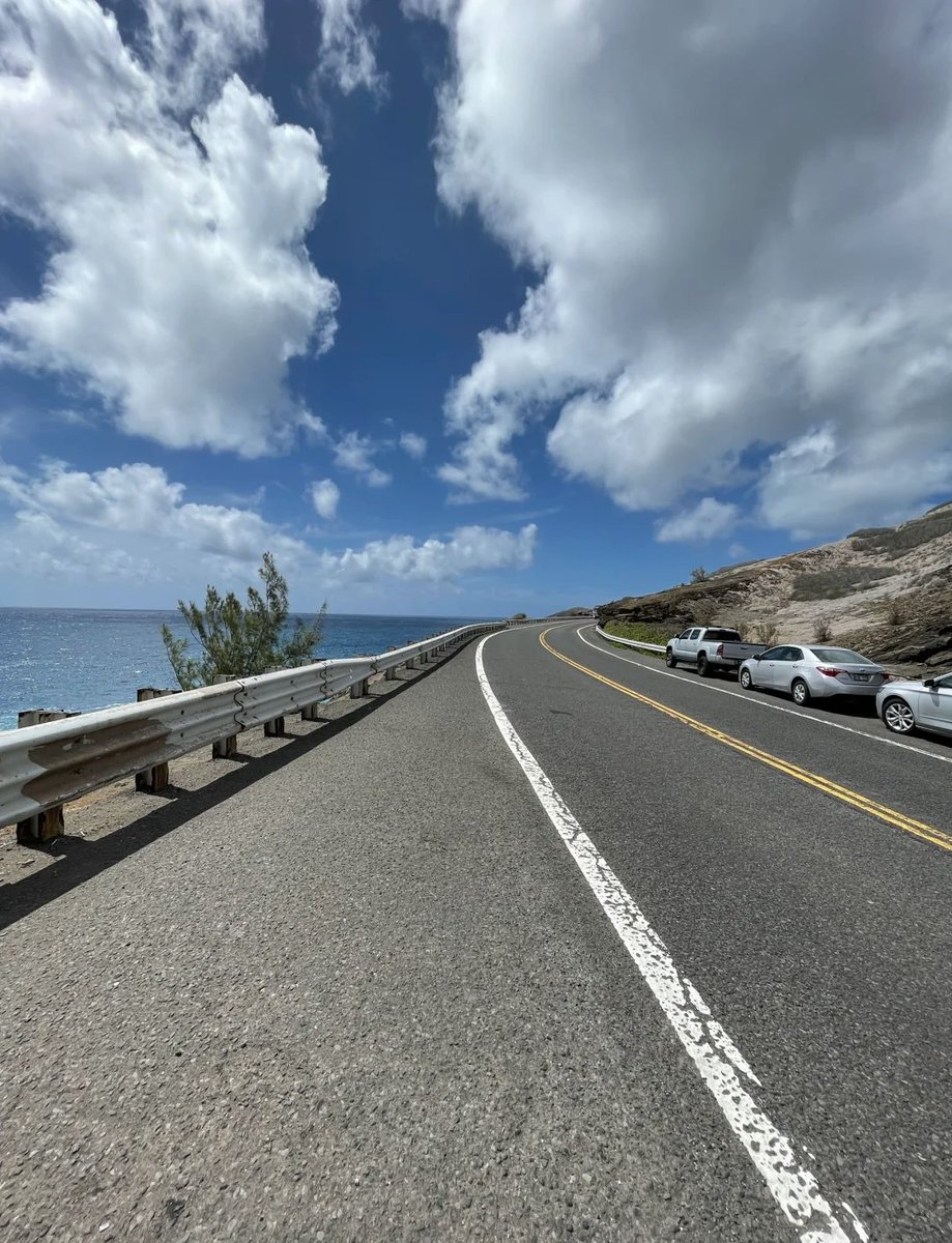 carsten_klaus's tweet photo. Road trip mode activated! Cruised along coastal highways with the sun on my face—perfect way to recharge this weekend. https://t.co/JmCIcQ0AWz