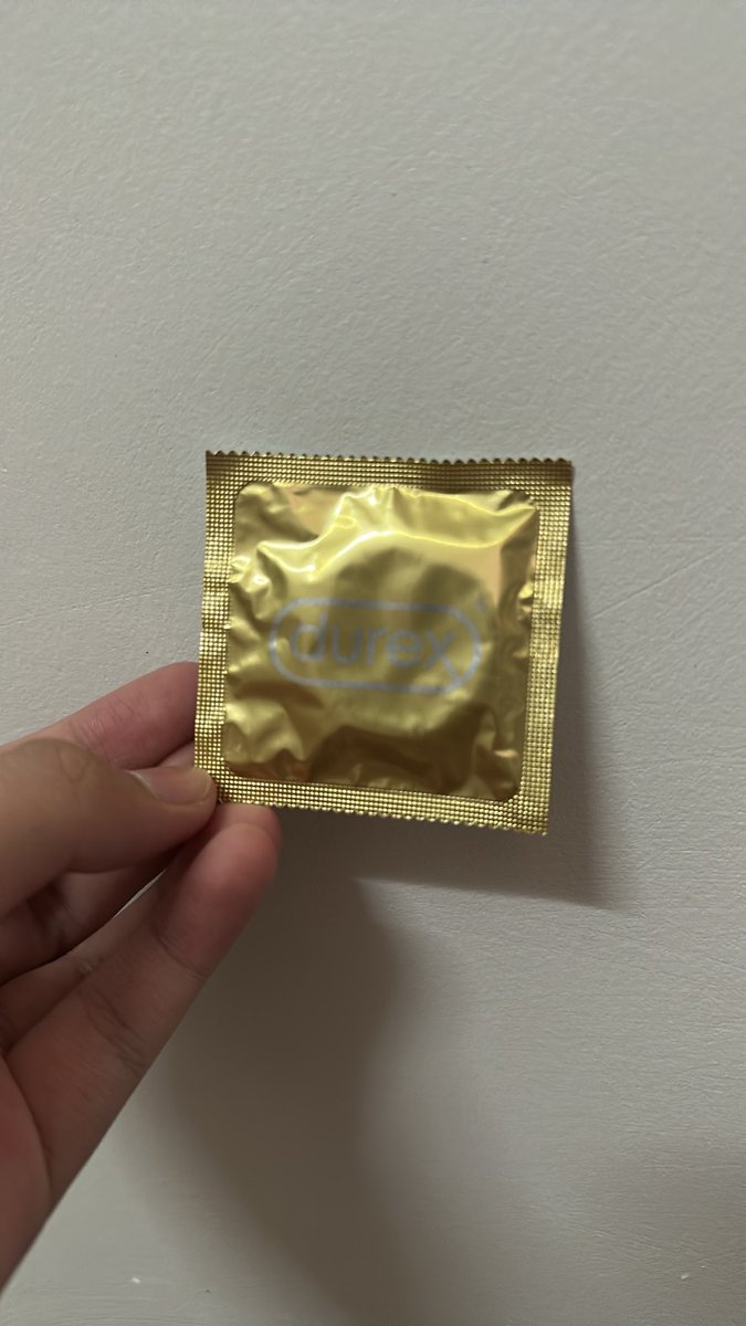 KLrht7's tweet photo. Ai Cần Không Nè 
Mình đeo vô bằng miệng cho 💦💦 https://t.co/wxlOc3C6VL