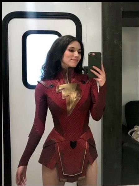 StarrdomTWT's tweet photo. The best that ANYONE has ever looked in a Super Suit btw… https://t.co/ZzkOKNn81I