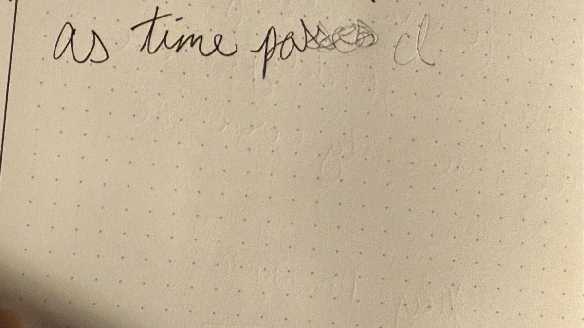 malondamoon's tweet photo. Poetic time for the pen to run out of ink https://t.co/BfslVSTEtZ