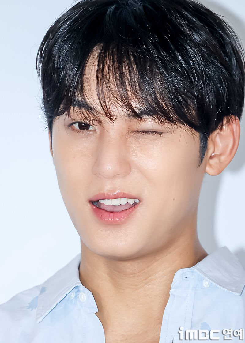 mingoo_ow's tweet photo. gembul pipinya gemass🤏🤏 https://t.co/BMwJ4XFK9N