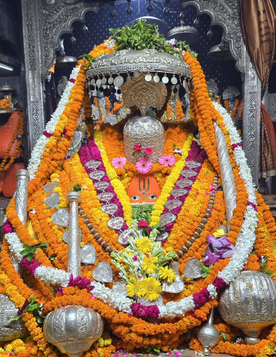 ShriAyodhya_'s tweet photo. अयोध्या से महाराजाधिराज श्री हनुमान जी महाराज के अद्भुत दर्शन! https://t.co/0hEoDOsOcg