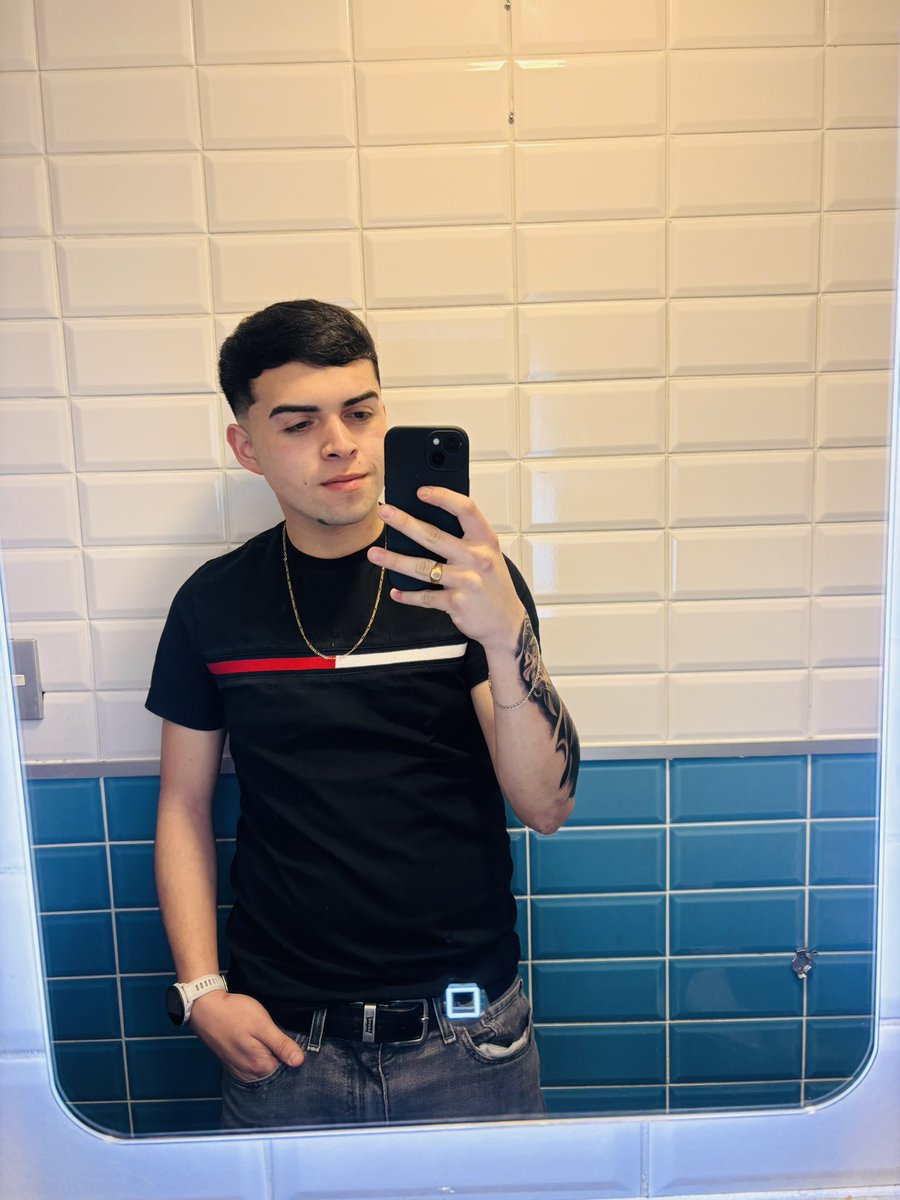 sinuserr777's tweet photo. Aaullaa como lobitaa😜 https://t.co/SBGDreyfGv
