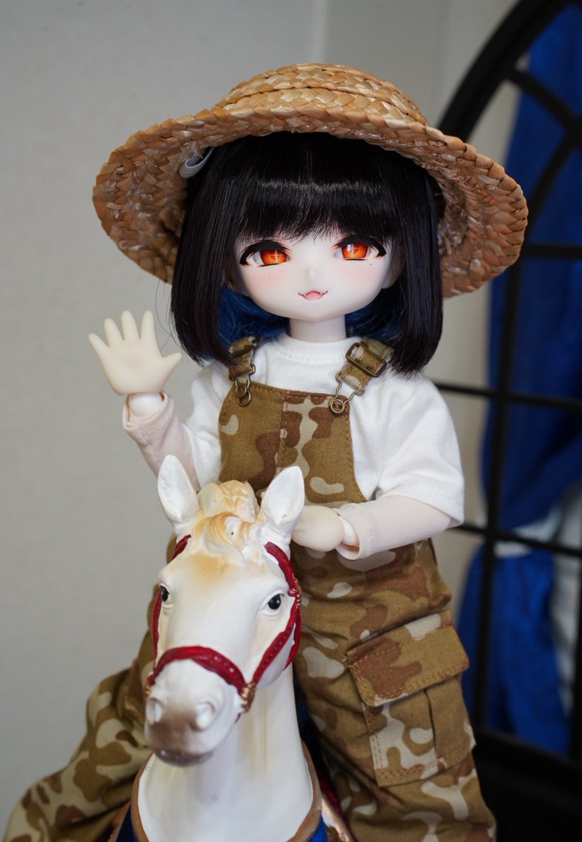 く*み様 国内有名作家様　アートドール　「みんなをニコニコにするためにお空からき お昼休みに一枚だけドールの写真をはろう 🎠✨